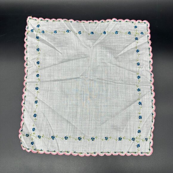 Vintage Handkerchief White Blue Floral Embroidery Pink Scalloped Edge Hankie - Picture 3 of 6